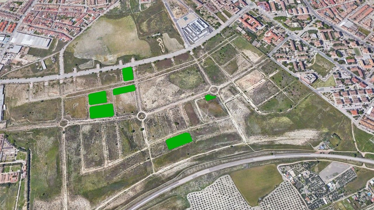 Land for sale in Linares