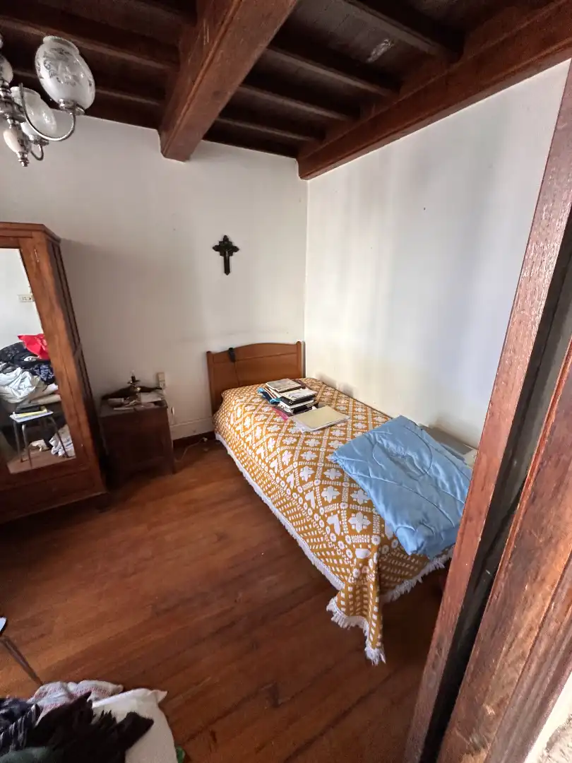 Dormitori de Casa adosada en venda en Santiago de Compostela  amb Calefacció, Jardí privat i Terrassa