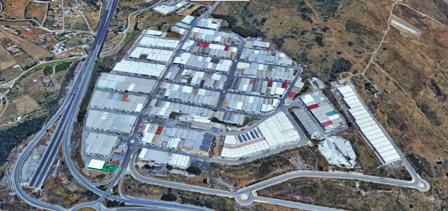 Nau industrial en venda a Estepona Pueblo