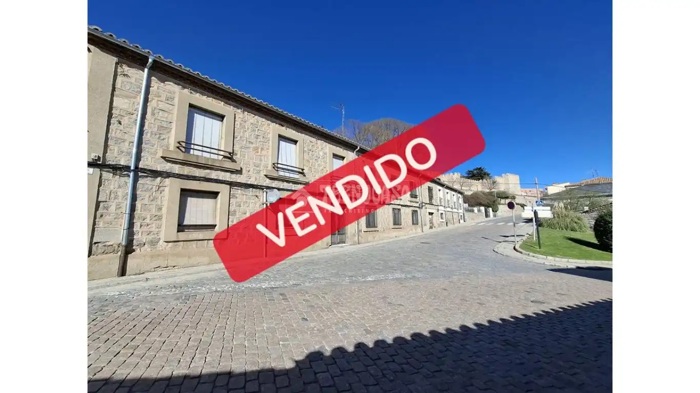 Vista exterior de Pis en venda en Ávila amb Balcó