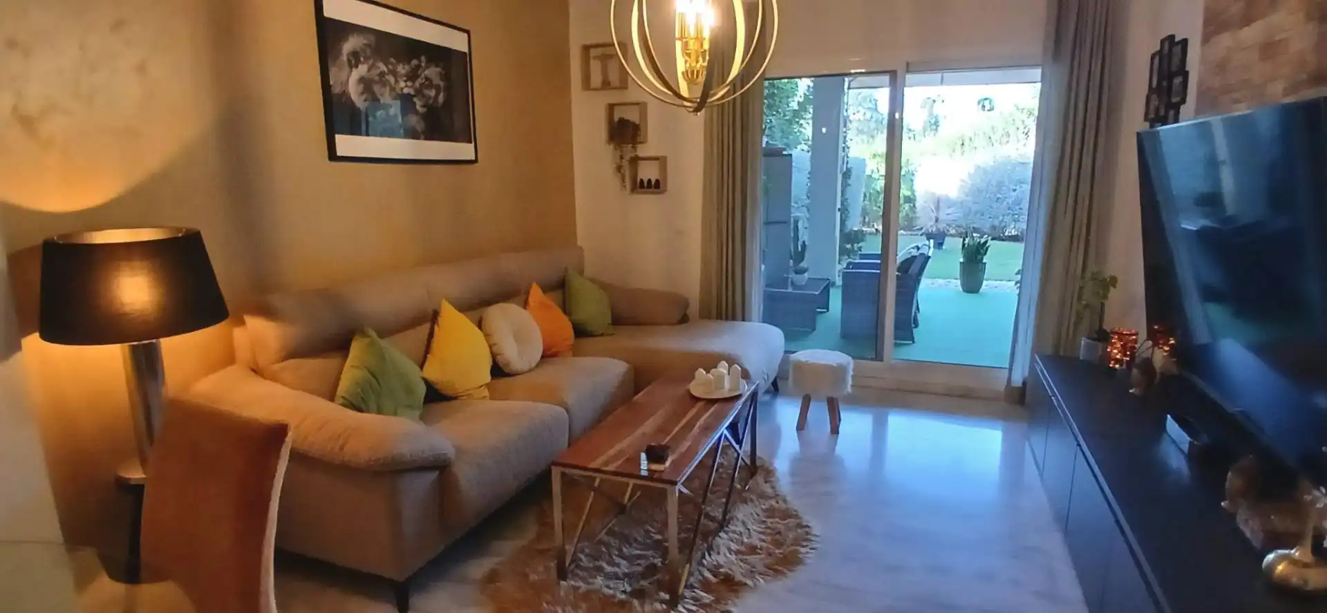 Apartamento con piscina en venta en Elviria - Cabopino, imagen 3