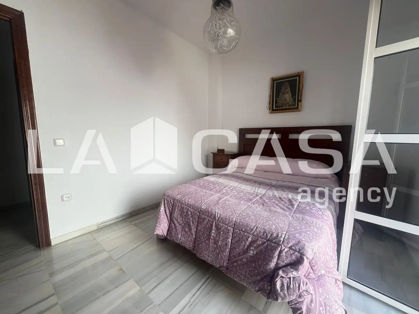 Habitación de Casa adosada en venta en Dos Hermanas con Aire acondicionado, Calefacción y Terraza