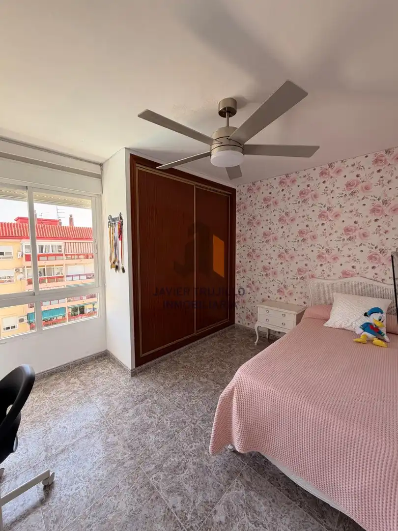 Schlafzimmer von Dachboden zum Verkauf in Vélez-Málaga mit Terrasse und Schwimmbad