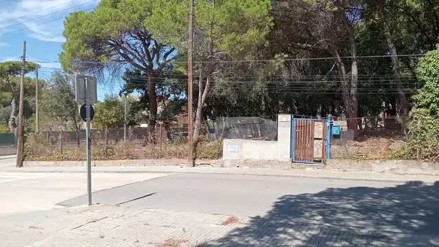 Residential land for sale in Carrer Tulipa