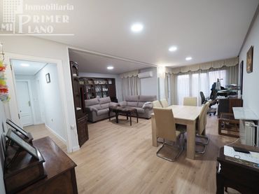 Piso con ascensor en venta en Tomelloso