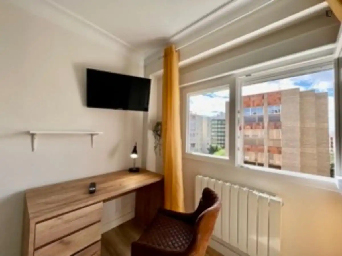 Habitación en Barrio del Ave