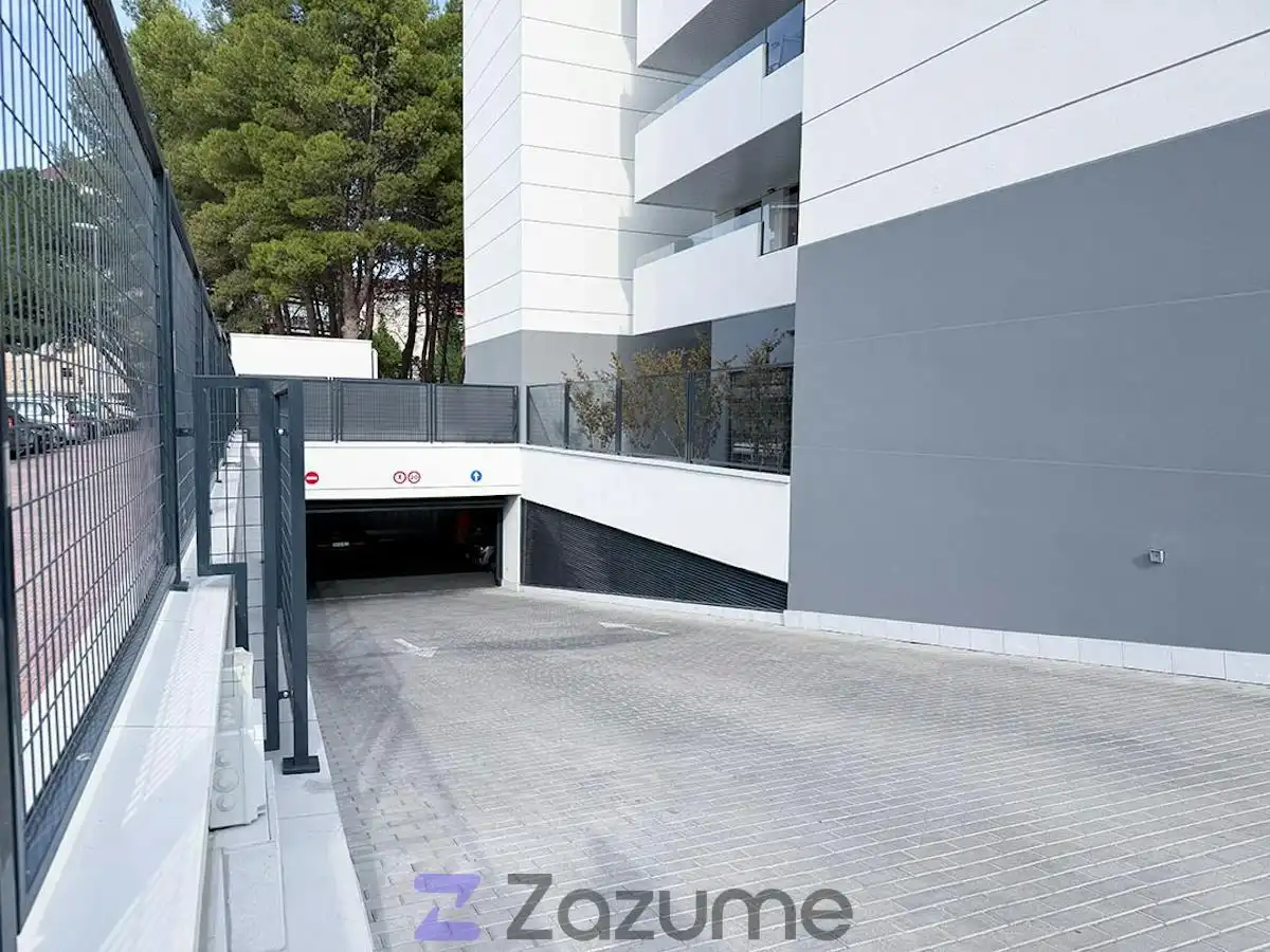 Pis amb piscina de lloguer a C. Barberán y Collar, imagen 28