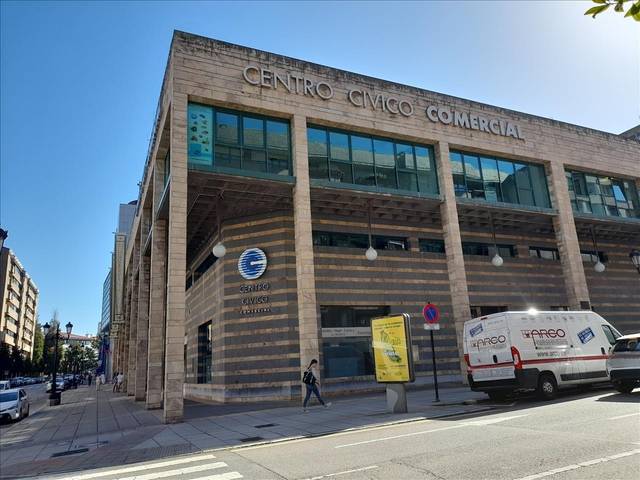 Local comercial en Venta en CONCEPCION ARENAL  en Llamaquique