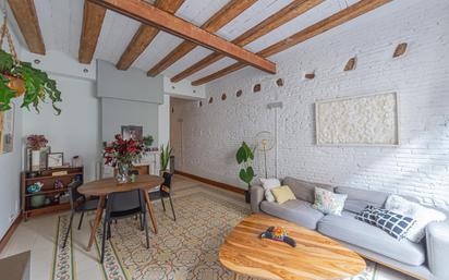 Living room of Flat for sale in  Barcelona Capital  with Air Conditioner, Heating and Balcony