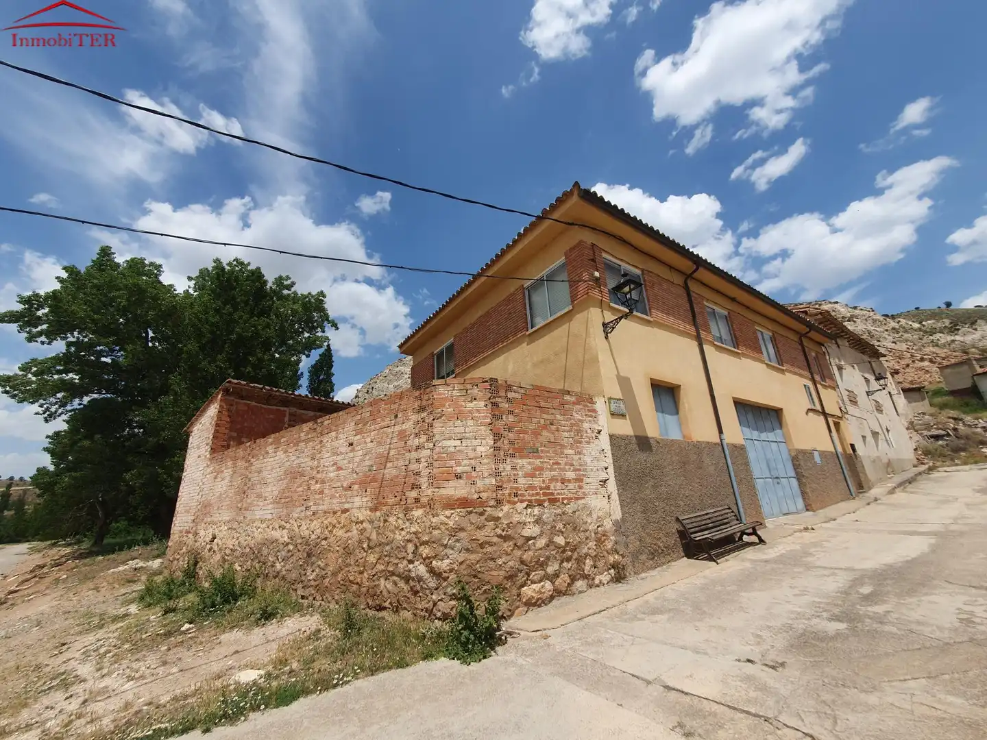 Vista exterior de Casa o xalet en venda en Cuevas Labradas amb Calefacció i Jardí privat