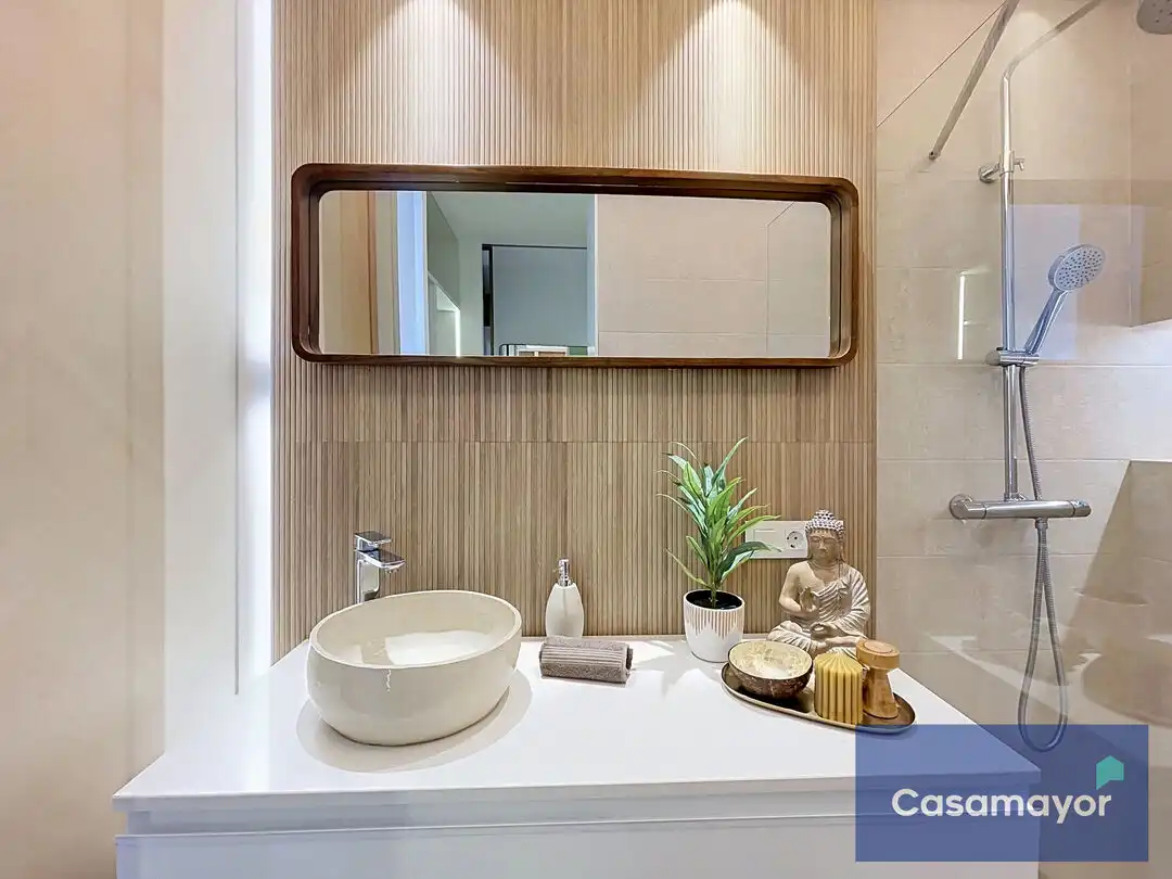 Baño de Piso en venta en Alicante / Alacant con Aire acondicionado, Calefacción y Terraza