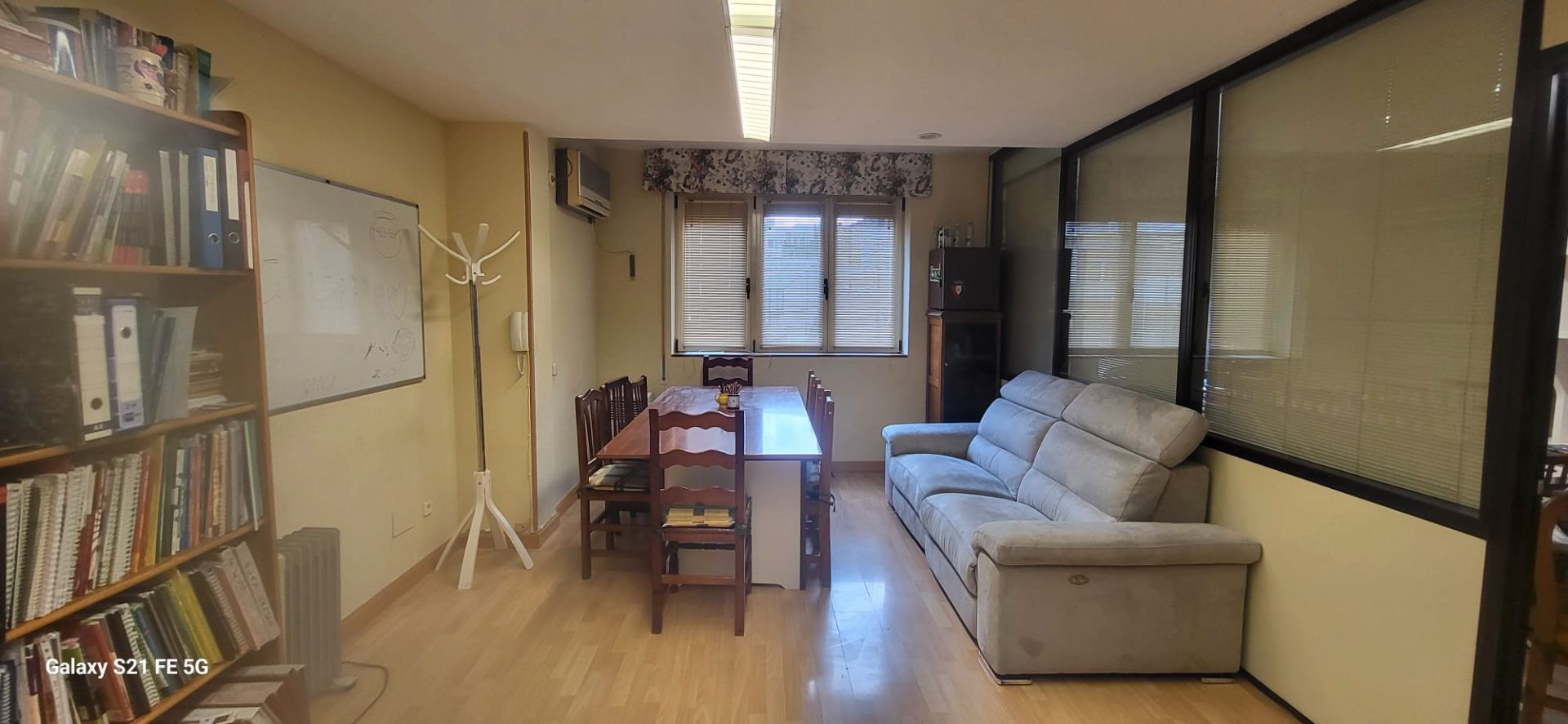 Sala de estar de Local en venta en  Pamplona / Iruña con Amueblado