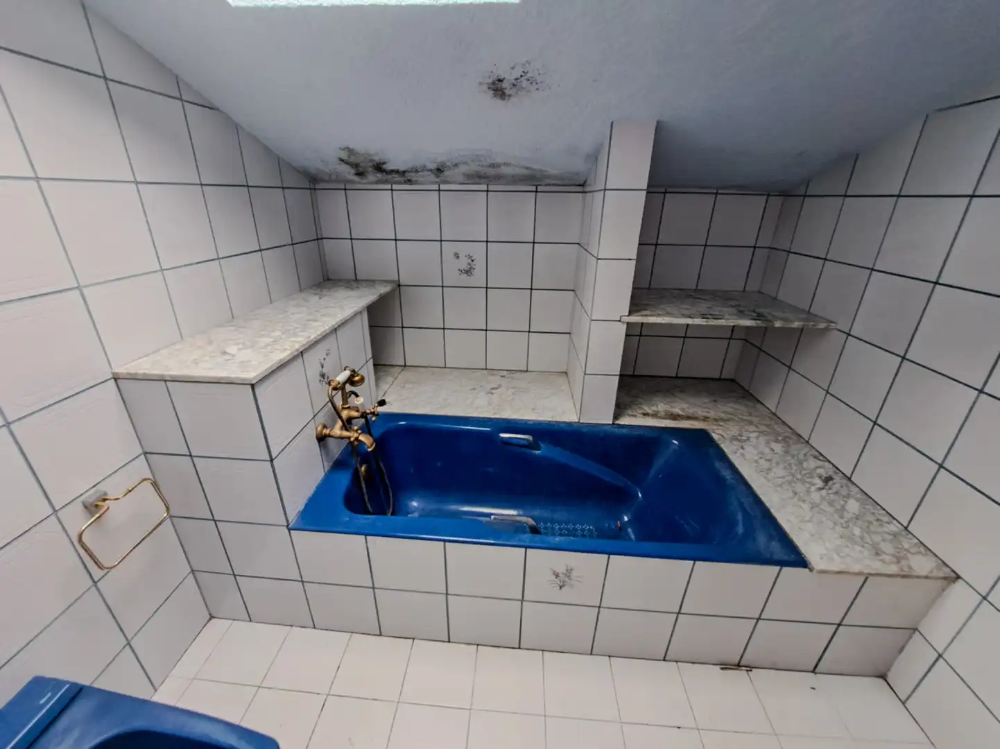 Bathroom of Houses for sale in Castrillón  with Heating, Private garden and Parquet flooring