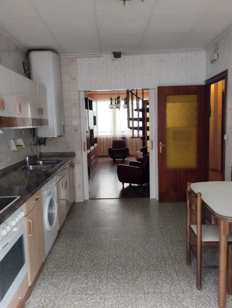 Flat for sale in Casco Antiguo, imagen 5