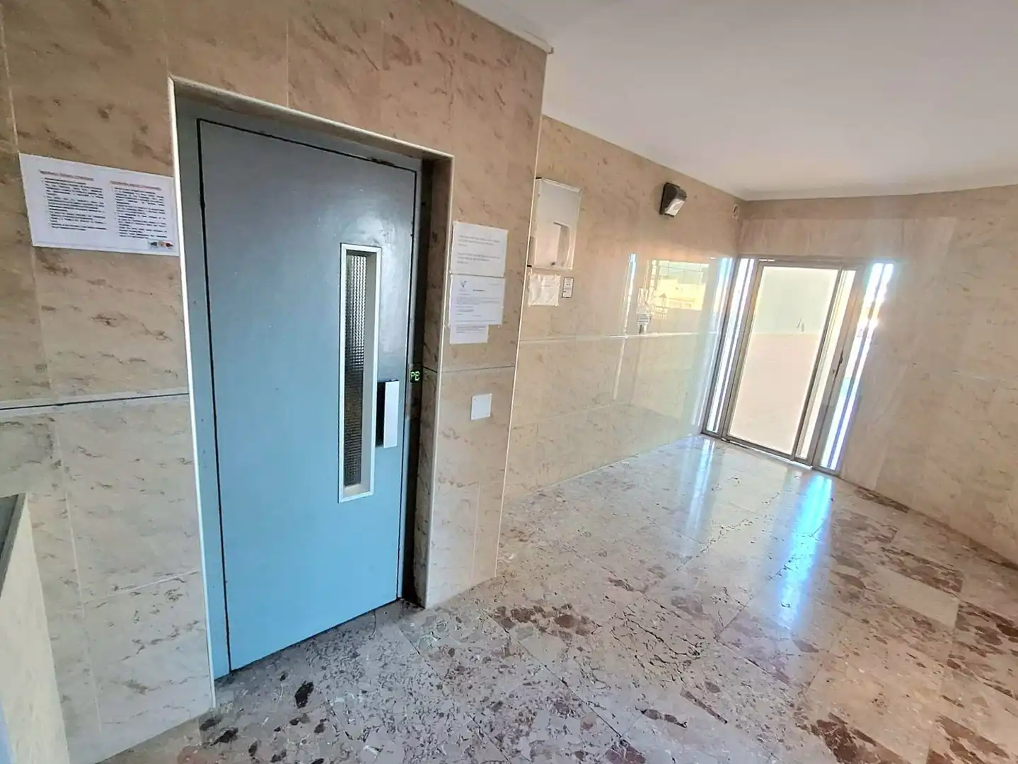 Wohnung zum Verkauf in Torrevieja mit Klimaanlage und Möbliert