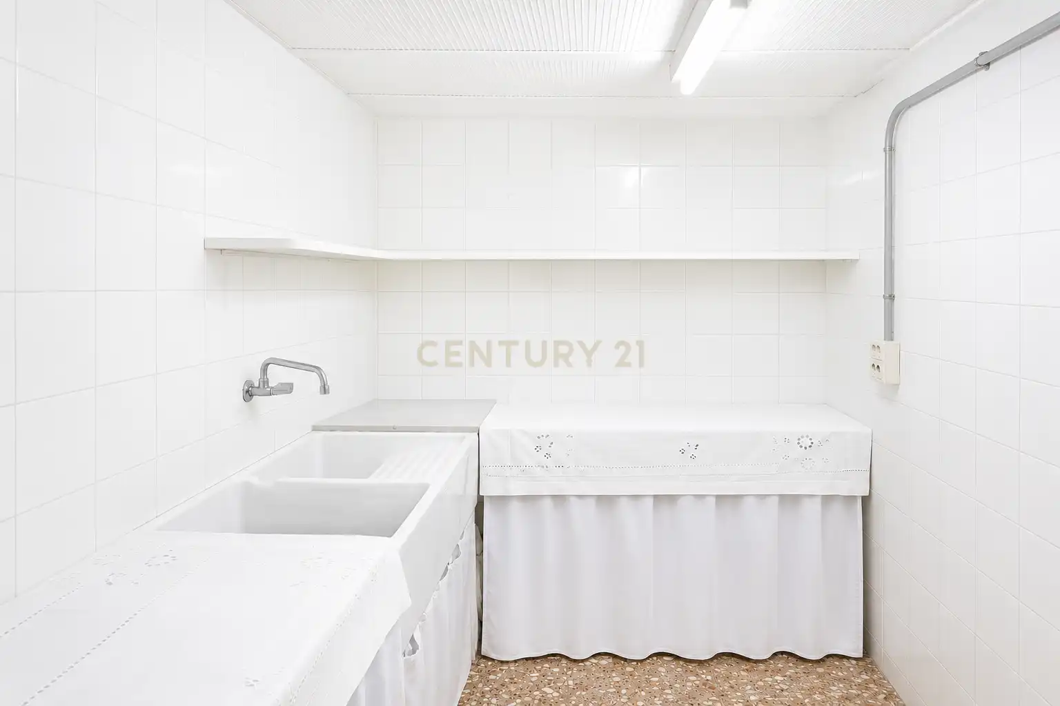 Business premises for sale in Carrer del Pare Ferran Alcina, 8, Ontinyent, Spain, imagen 3