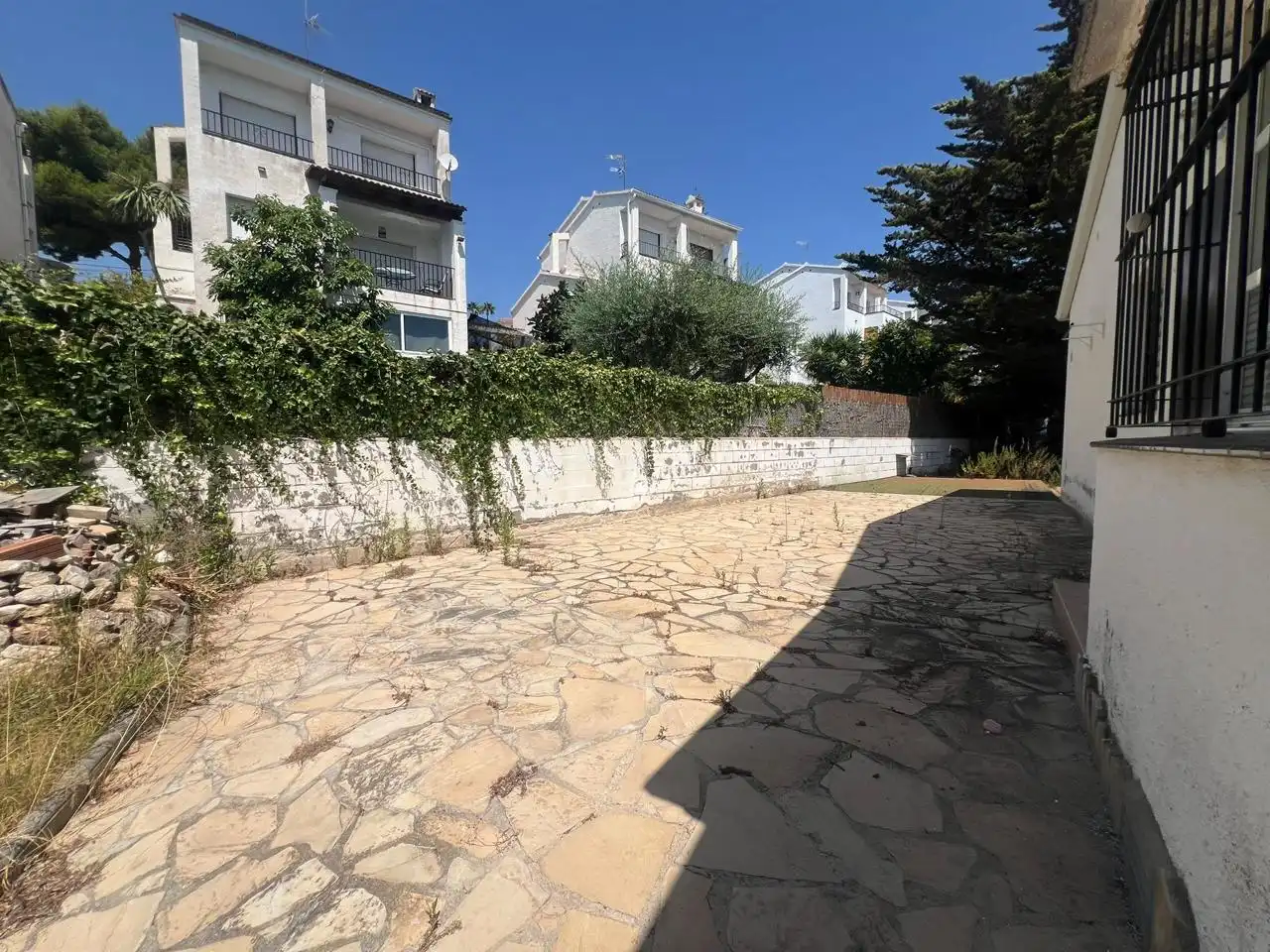 Jardí de Casa o xalet en venda en Cunit amb Jardí privat i Terrassa
