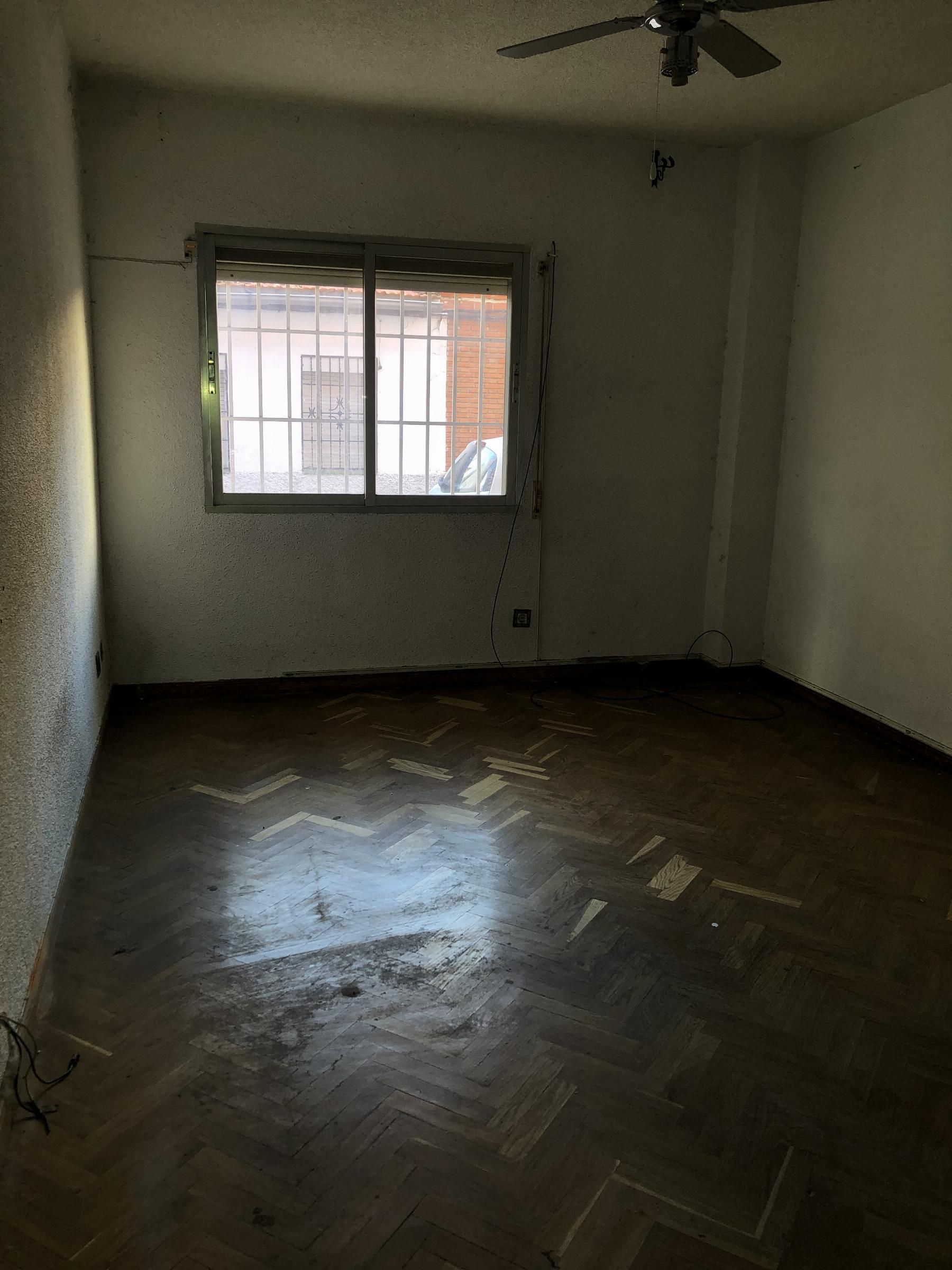 Dormitori de Pis en venda en Móstoles amb Parquet