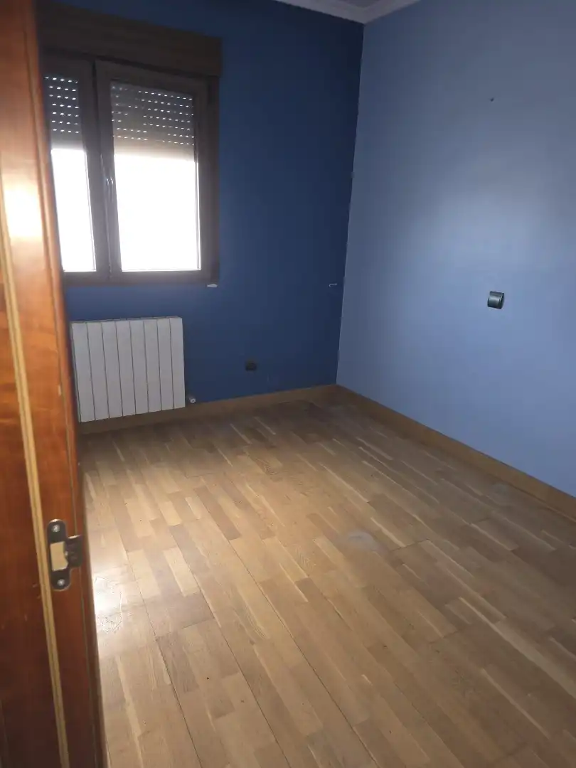 Schlafzimmer von Einfamilien-Reihenhaus zum Verkauf in Ocaña mit Heizung und Abstellraum
