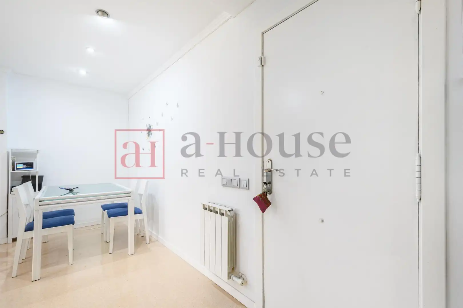 Flat for sale in Barcelona  with Air Conditioner, Heating and Terrace