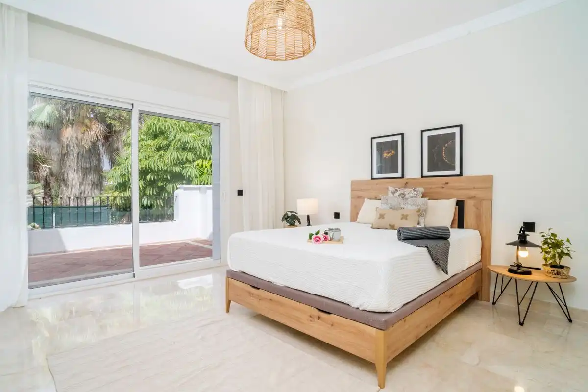 Habitación de Piso en venta en Marbella con Aire acondicionado, Calefacción y Jardín privado
