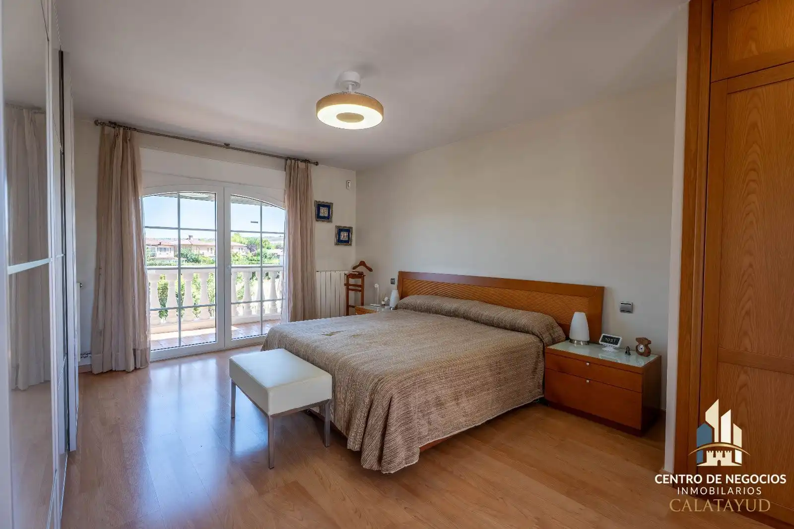 Dormitori de Casa o xalet en venda en Calatayud amb Aire condicionat, Calefacció i Parquet