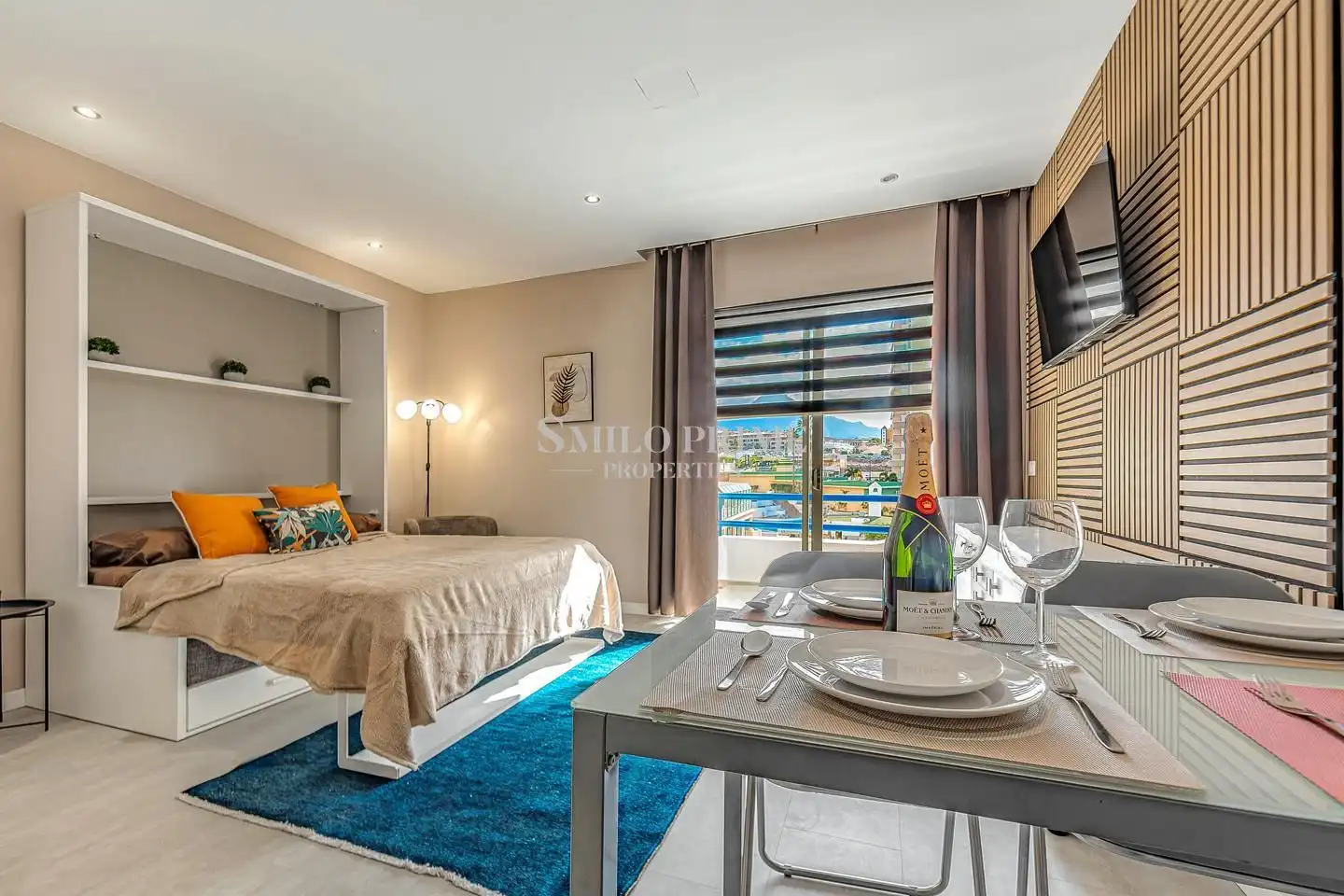 Habitación de Estudio en venta en Adeje con Terraza, Amueblado y Piscina comunitaria