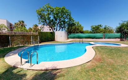 Swimming pool of Attic for sale in La Pobla de Vallbona  with Air Conditioner and Terrace