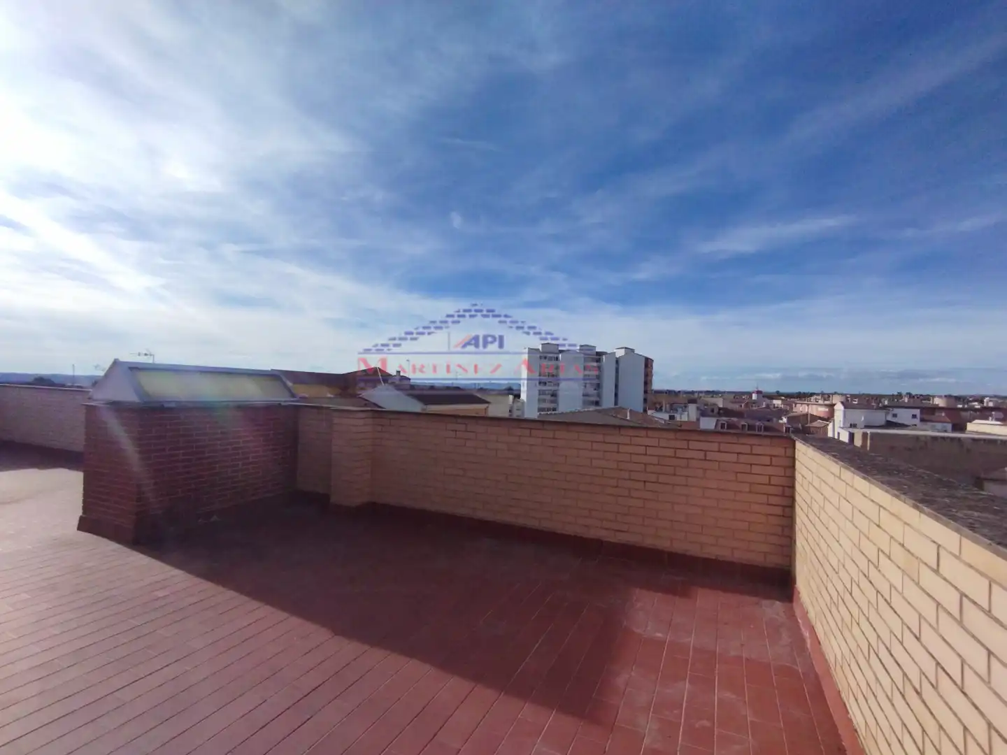 Terraza de Piso en venta en Linares con Terraza y Balcón
