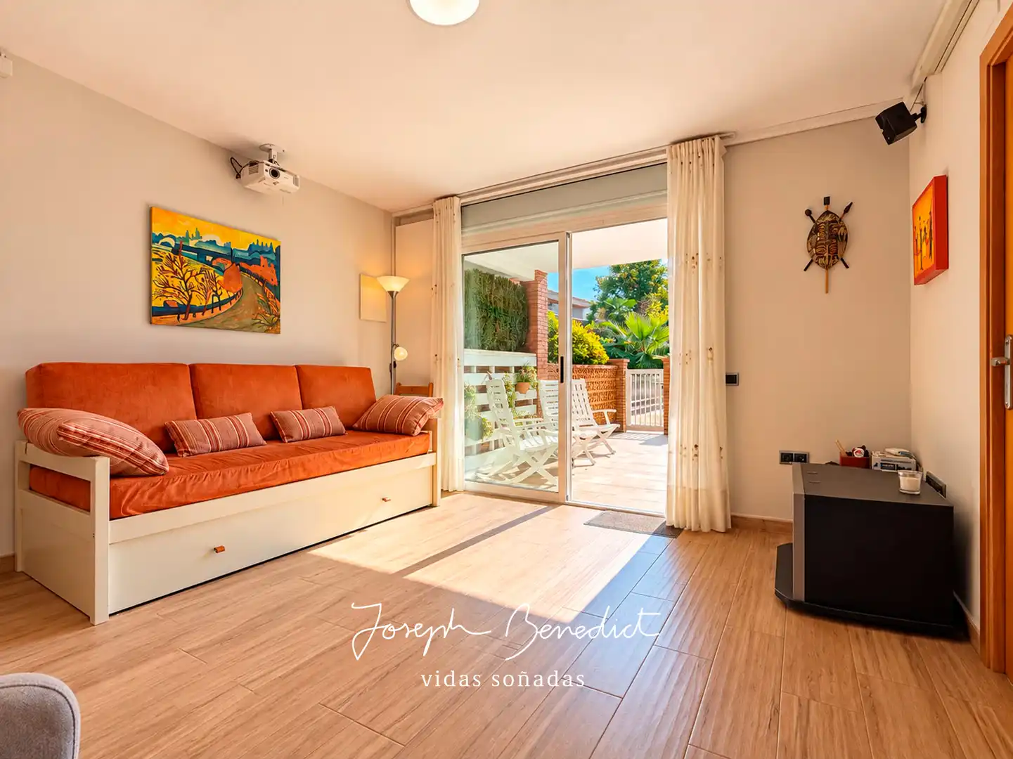 Sala de estar de Casa o chalet en venta en Castelldefels con Aire acondicionado, Calefacción y Jardín privado