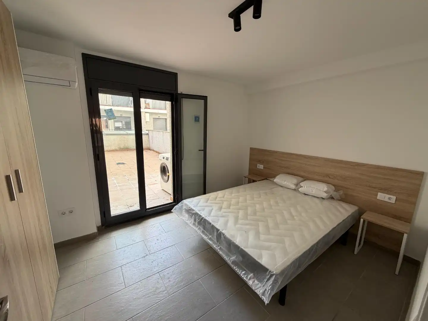Bedroom of Flat for sale in Lleida  with Air Conditioner, Heating and Furnished