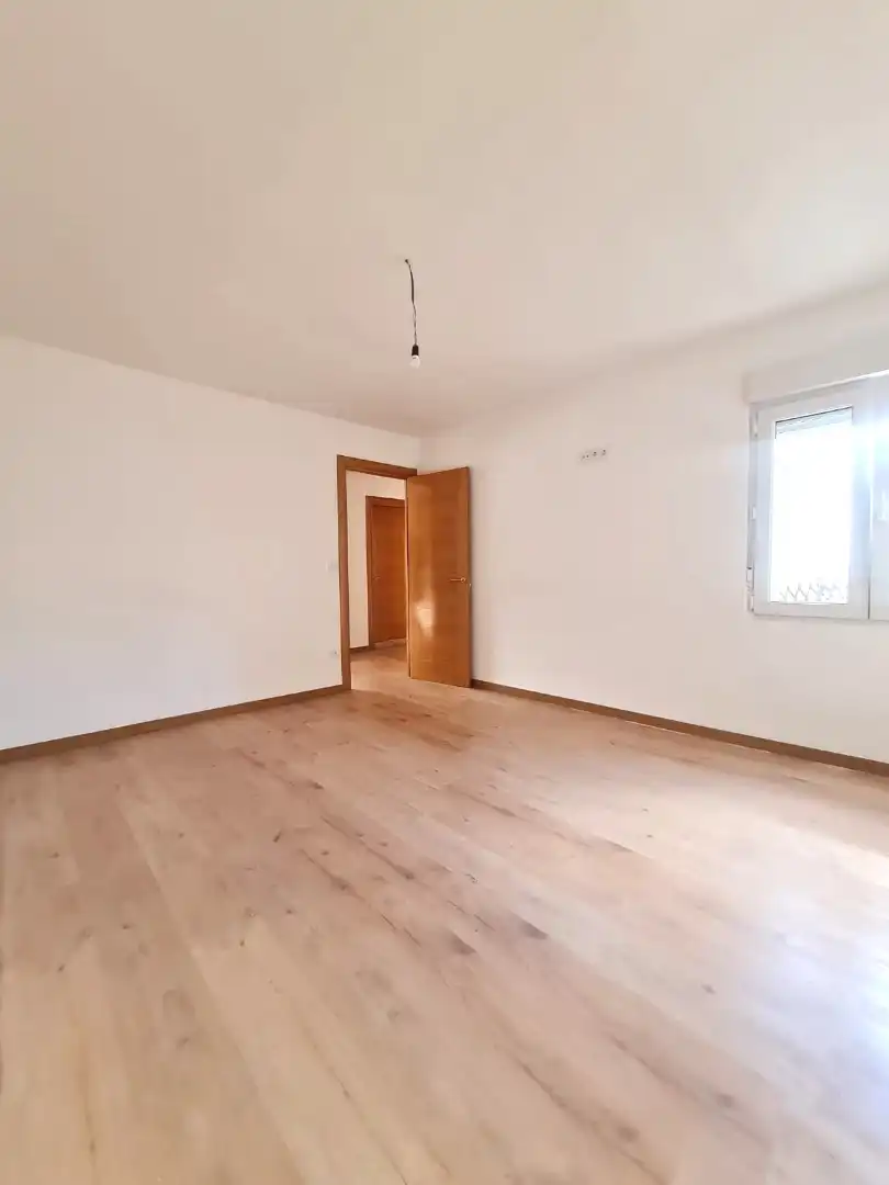 Bedroom of Flat for sale in Gijón   with Private garden, Parquet flooring and Storage room