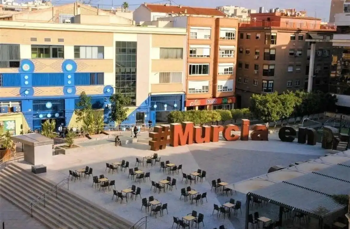 Vista exterior de Pis en venda en Murcia