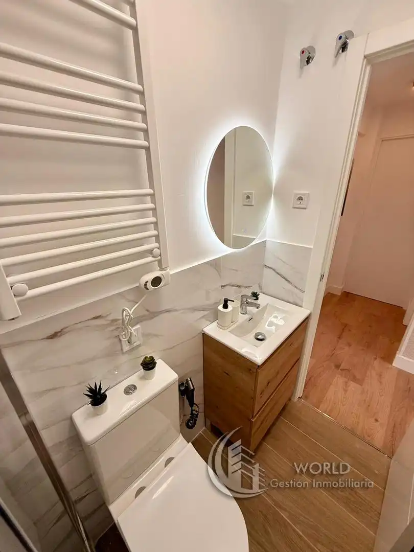Baño de Piso en venta en Madrid con Aire acondicionado, Calefacción y Terraza