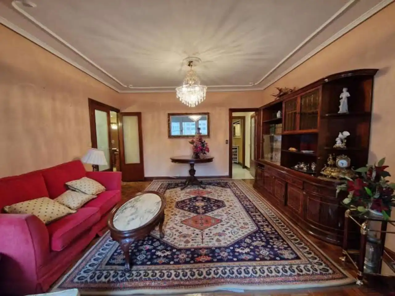 Sala d'estar de Pis en venda en Bilbao  amb Calefacció i Parquet