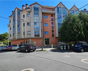 Exterior view of Garage for sale in Cambre 