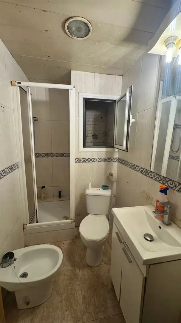 Bathroom of Flat for sale in Montcada i Reixac