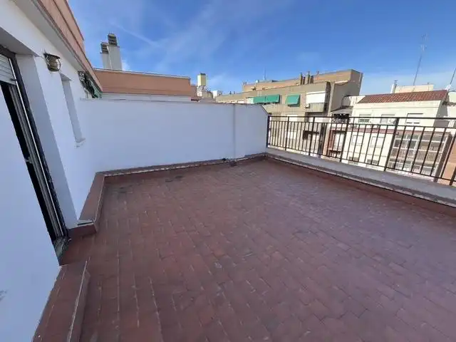 Penthouse mit Aufzug zum Verkauf in Paseo de María Agustín