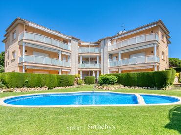 Àtic amb piscina en venda a Carrer Eduard Toldrà