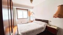Bedroom of Flat for sale in Santiago de Compostela   with Oven and Balcony