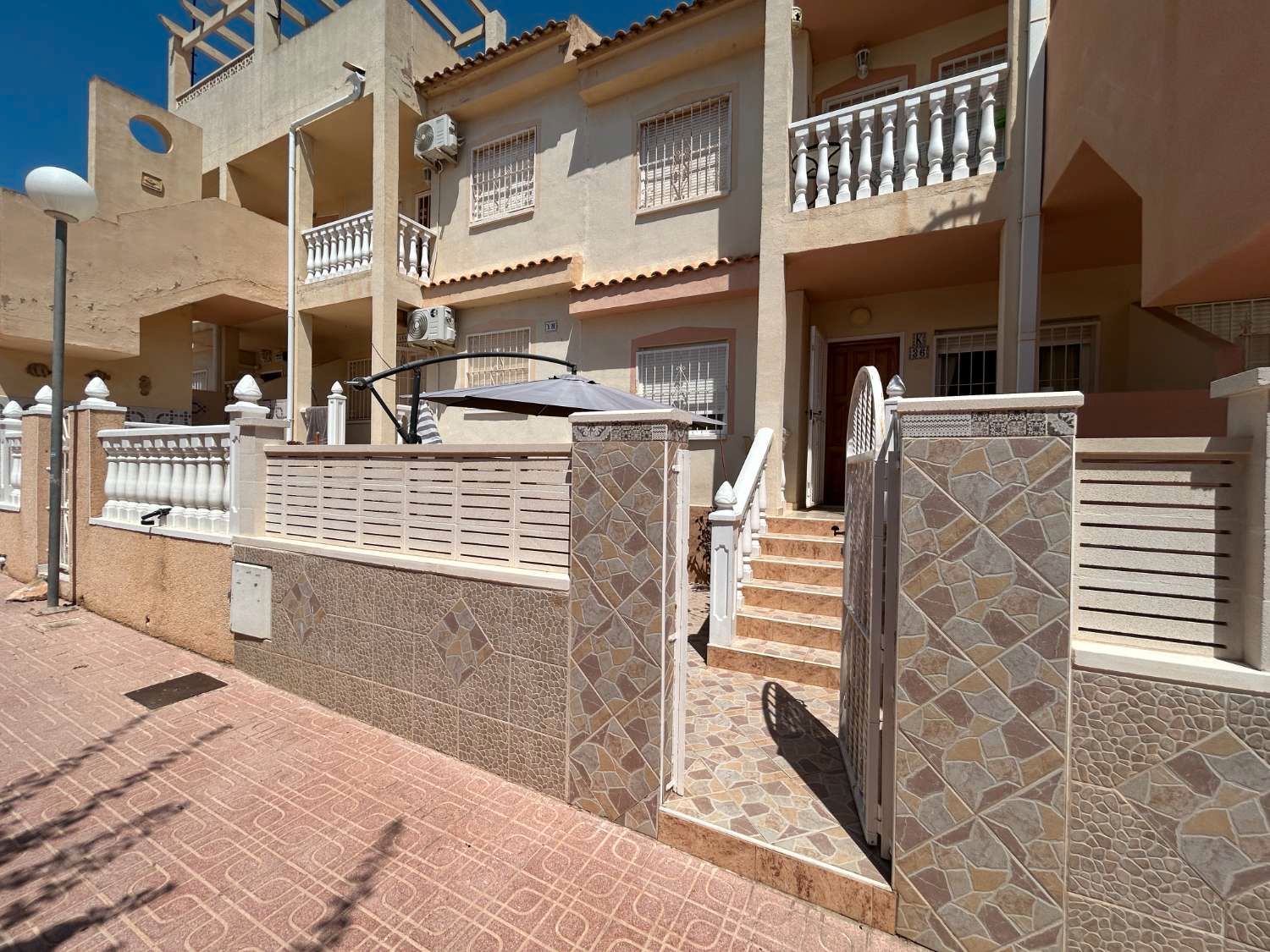 Vista exterior de Apartamento en venta en Orihuela con Aire acondicionado, Calefacción y Terraza