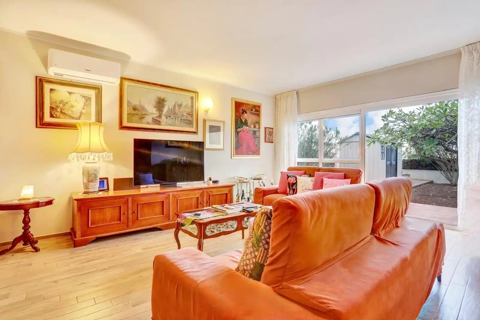 Sala de estar de Casa o chalet en venta en Arona con Aire acondicionado, Jardín privado y Amueblado