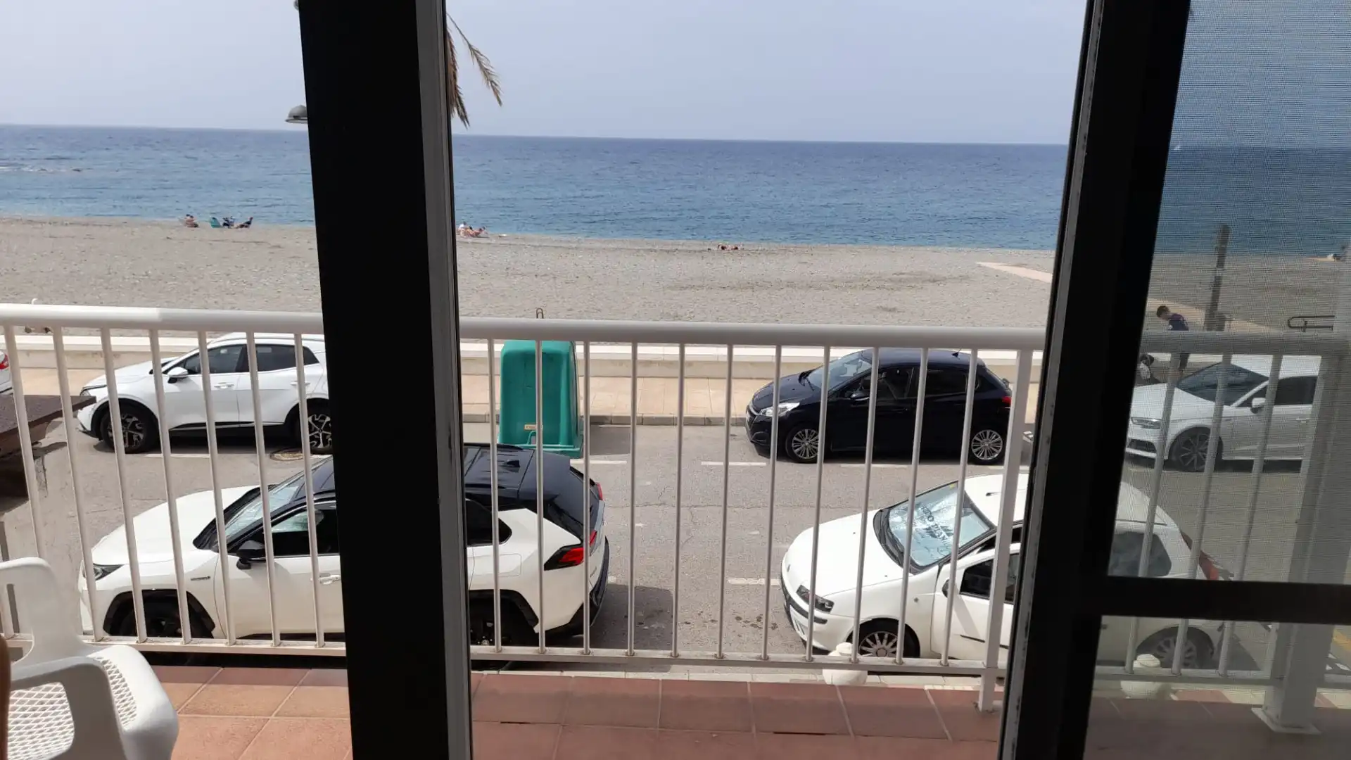 Parkplatz von Wohnung zum Verkauf in Torrenueva Costa mit Ofen, Waschmaschine und Balkon