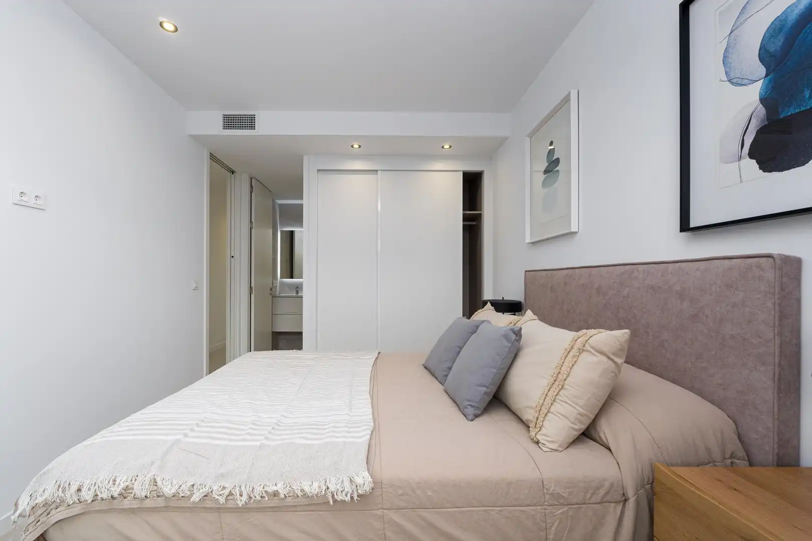 Habitación de Estudio en venta en Finestrat con Piscina comunitaria