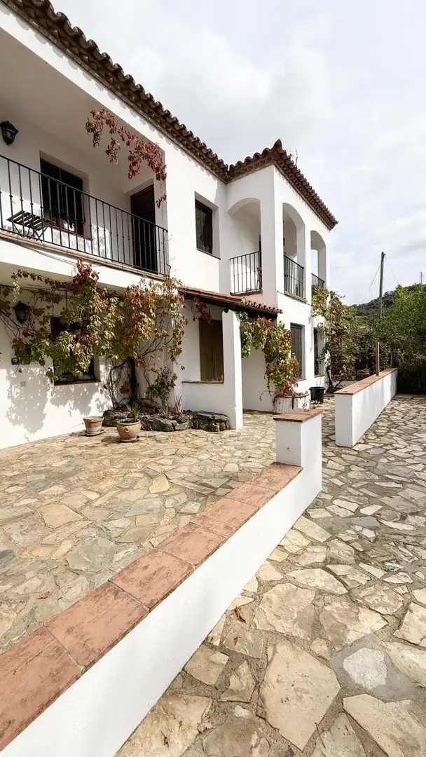 Außenansicht von Gebäude zum Verkauf in Almonaster la Real, Huelva