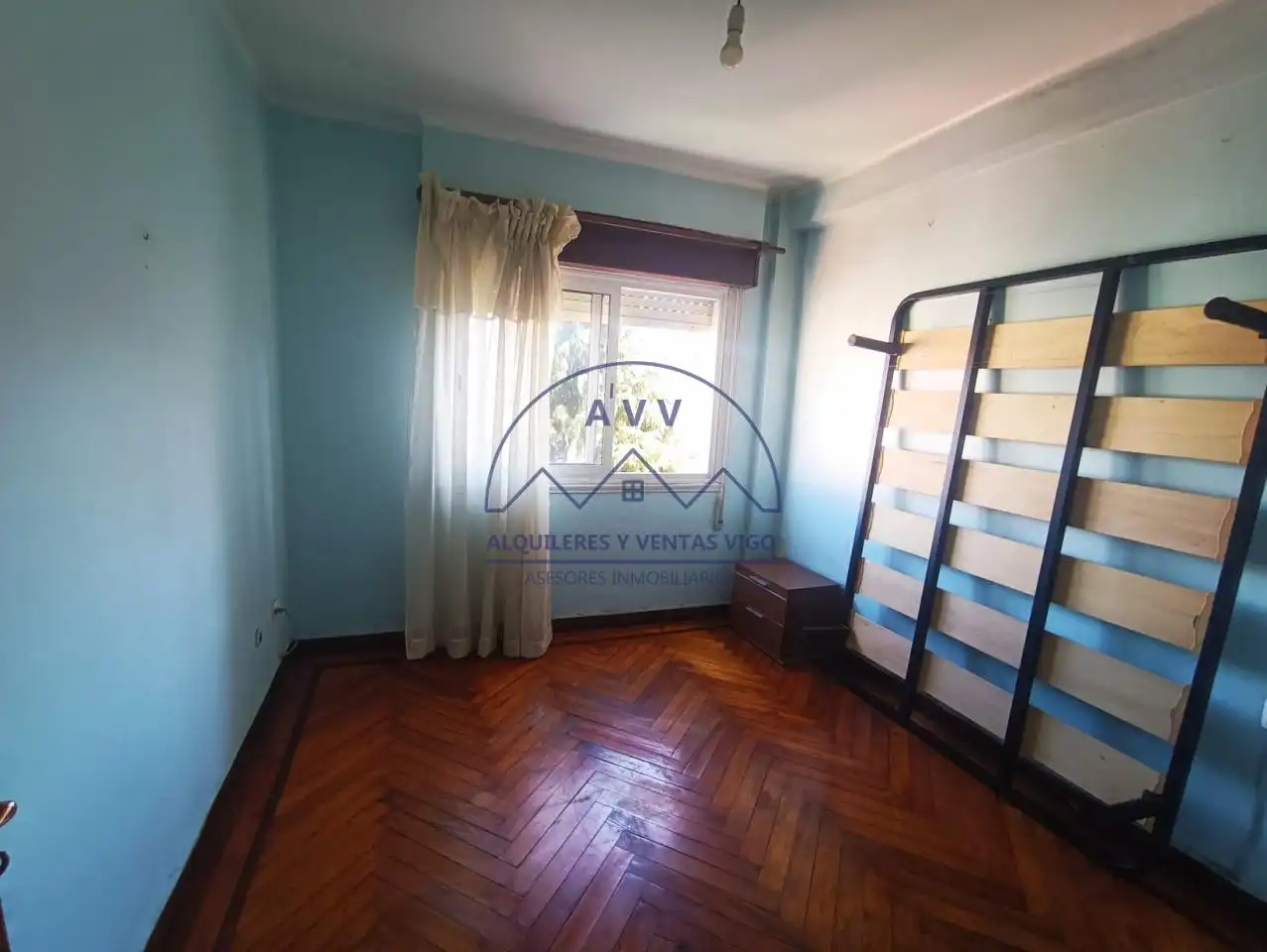 Bedroom of Flat for sale in Vigo   with Parquet flooring and Furnished