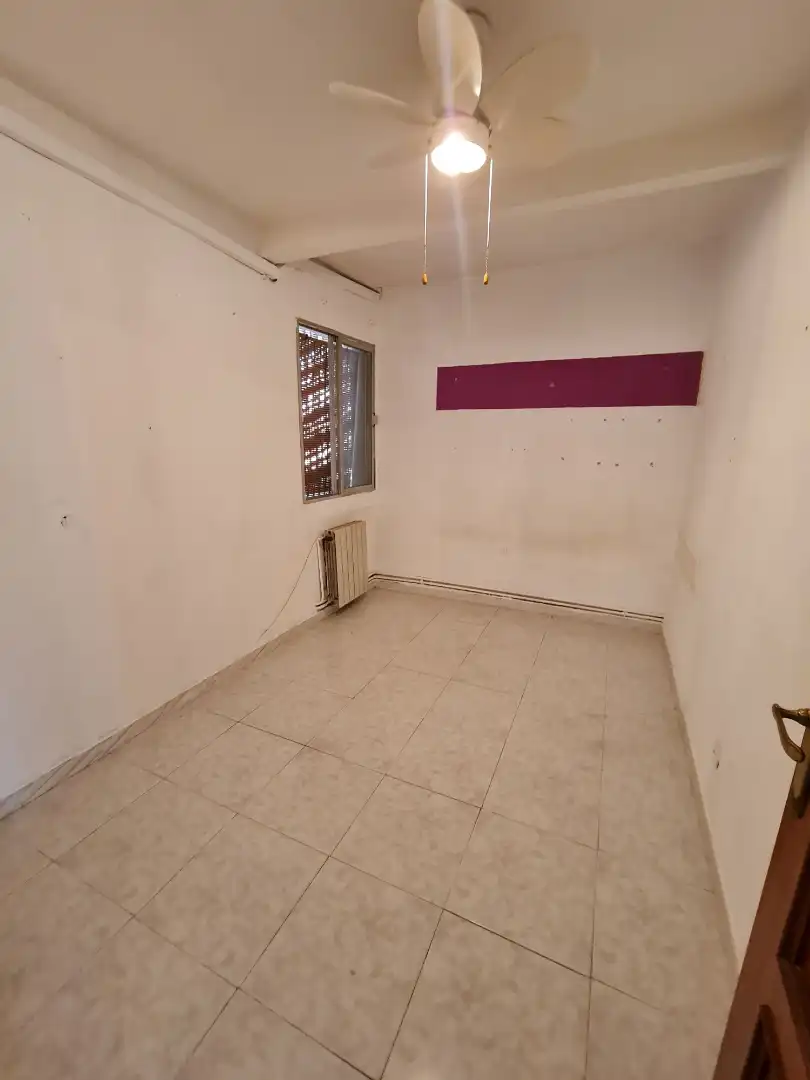 Wohnung zum Verkauf in Fuenlabrada mit Klimaanlage und Heizung