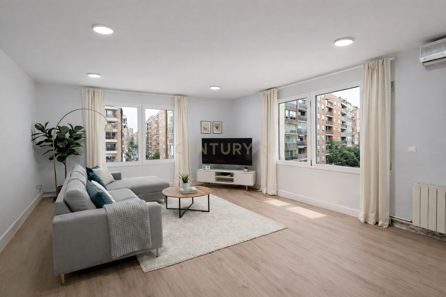 Living room of Apartment for sale in Olesa de Montserrat  with Balcony