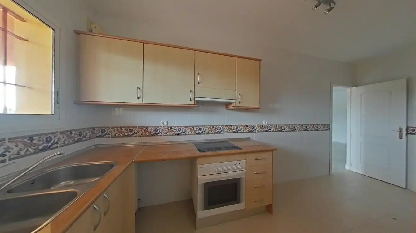 Kitchen of Flat for sale in Marbella  with Storage room and Swimming Pool