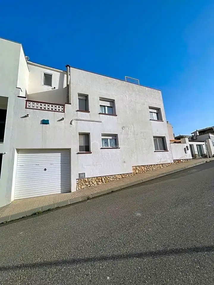 Houses for sale in Carrer Sajolida, El Perelló